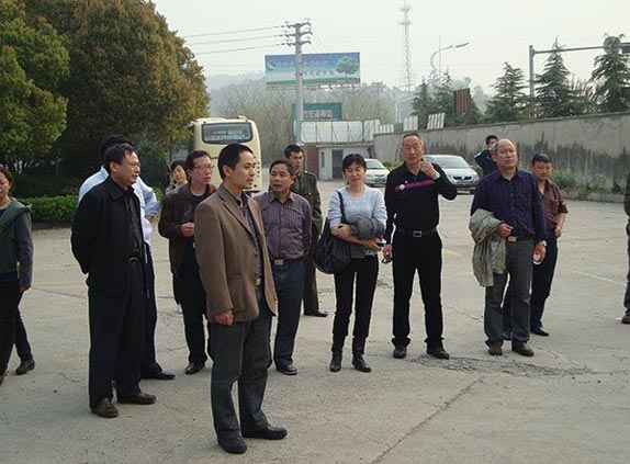 寧夏農(nóng)機總站領(lǐng)導(dǎo)蒞臨我公司指導(dǎo)